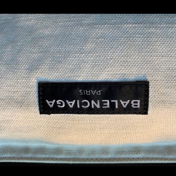 Balenciaga Clutch - Picture 3 of 3